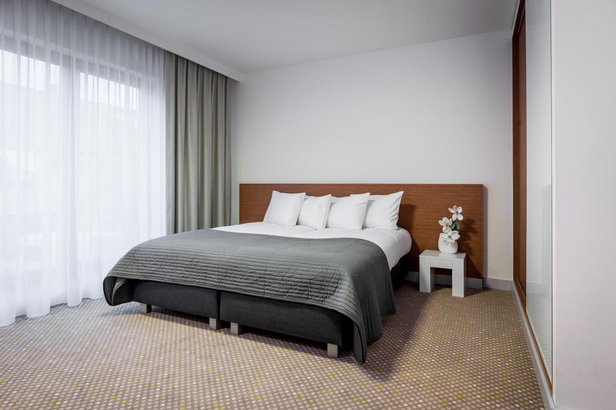 Aparthotel Invite